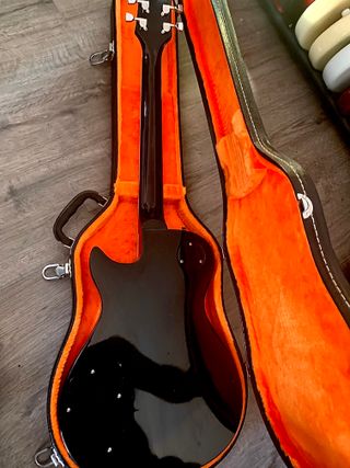 Guitarra Electrica Washburn LP Custom con Estuche