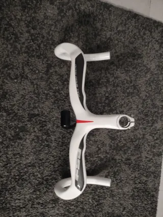 Manillar FSA Plasma Integrado Blanco ORIGINAL.