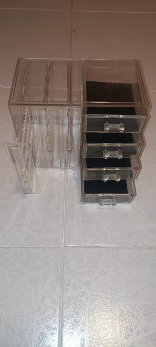 Joyero de metacrilato con cajones
