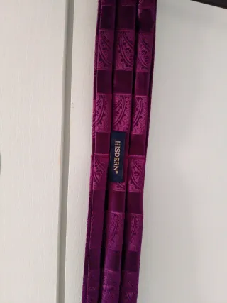 Corbata Hisdern Morada Nueva