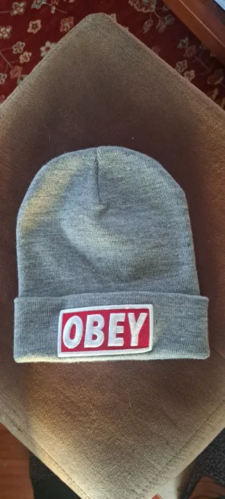 Gorro Obey Gris