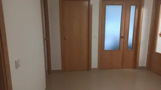 Se alquila piso exterior