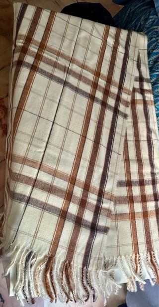 Sciarpa Mango a quadri