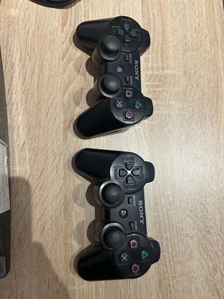 Playstation 3 PS3 Negra + 2 Mandos + Juegos