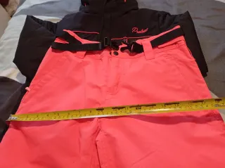 Conjunto de esquí nuevo