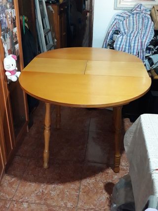 Mesa redonda comedor madera abatible 80 la dejo 60