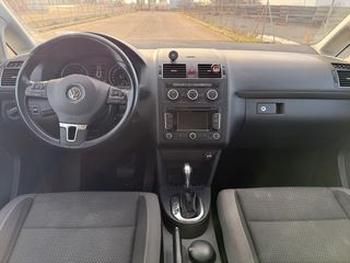 Volkswagen Touran 2014