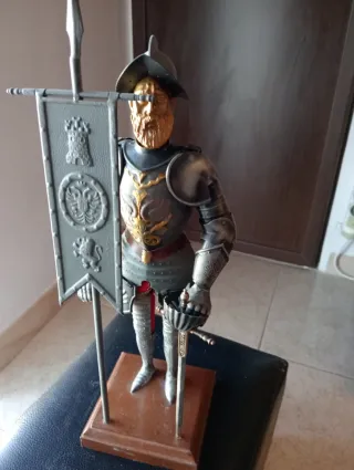 Figura Caballero Conquistador Bronce y Metal