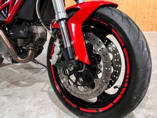 DUCATI MONSTER 696 + ABS