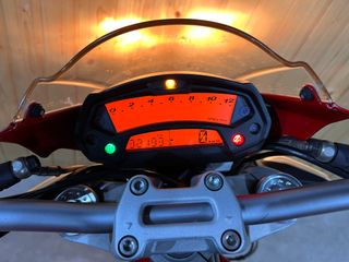 DUCATI MONSTER 696 + ABS