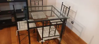 Mesa y 4 Sillas de Forja y Cristal