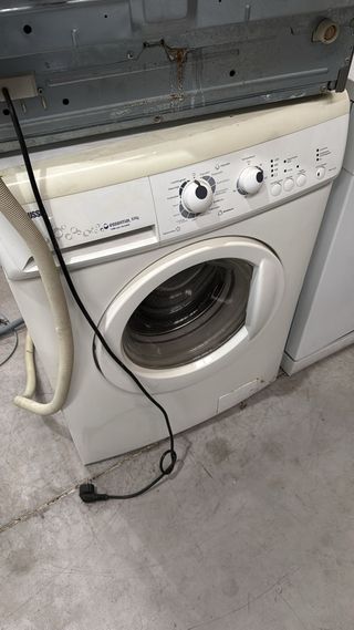 Lavadora Zanussi 6 kg A+++ 2ª Mano blanco