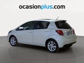 Toyota Yaris 100H Advance 74 kW (100 CV)