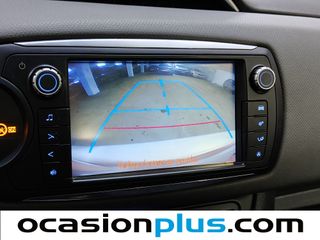 Toyota Yaris 100H Advance 74 kW (100 CV)