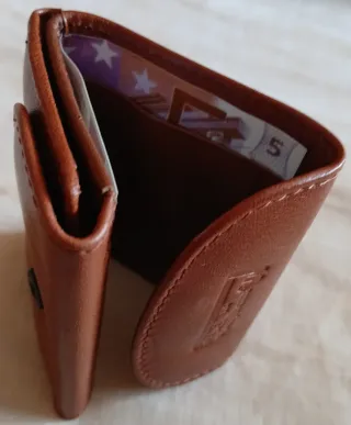 Monedero de piel MONPIEL marrón