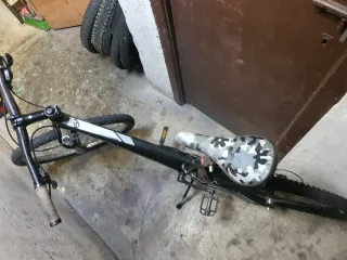 2 Bicicletas Rockrider Naranja y otra en negro