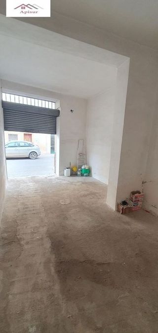 Local comercial en venta en Ctra. Circunvalación - La Magdalena en Jaén