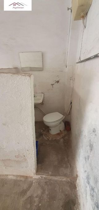 Local comercial en venta en Ctra. Circunvalación - La Magdalena en Jaén