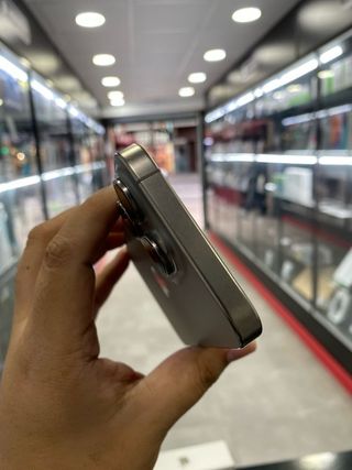 iPhone 15 Pro 128GB Natural Titanio