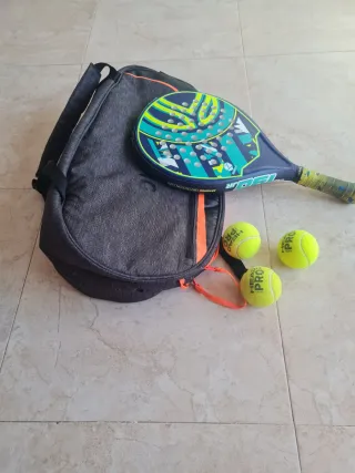 Bolsa de pádel ARTENGO con pelotas y pala de Pádel
