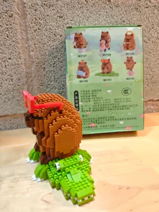 Capibara sobre cocodrilo – Bloques de construcción