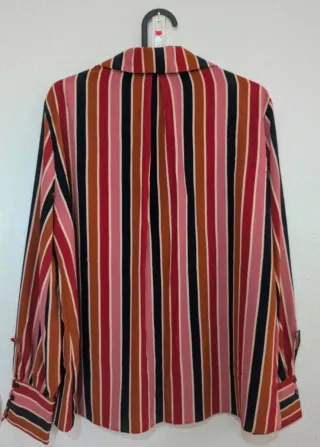 Blusa de Rayas MNG - Talla M - Estilo Retro/Casual