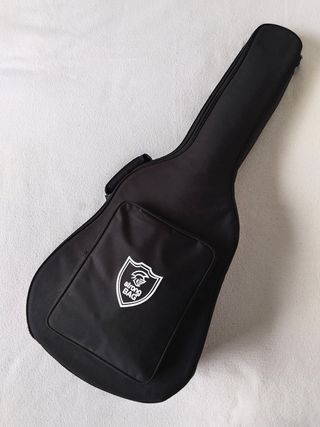 Guitarra Washburn WD32S en madera maciza. 2003