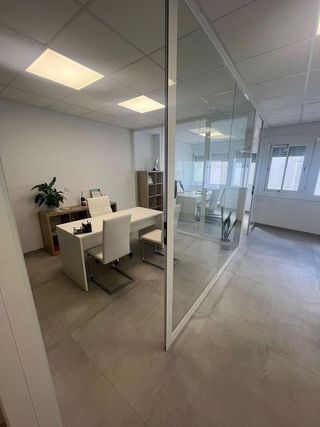 Oficina en alquiler en Zona Centro en Córdoba