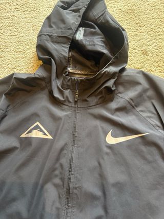 Chaqueta Nike Running Negra