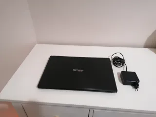 Notebook Asus F552C Nero