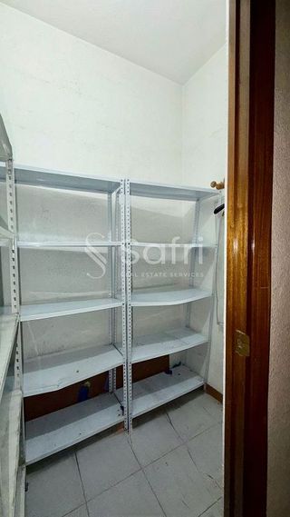 Local comercial en alquiler en Carranque - Haza Cuevas en Málaga