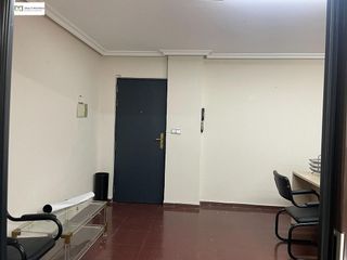 Oficina en alquiler en Centro Ciudad en León