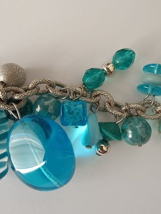 Bracciale con perle turchesi e argento