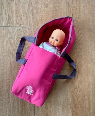 CESTA PORTAMUÑECAS + BOLSA ACCESORIOS”MIMIMAMY”