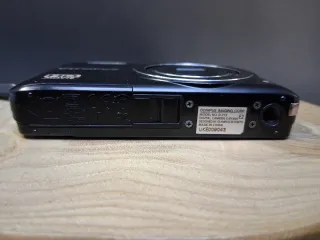 Cámara Digital Olympus Negra para Pablo