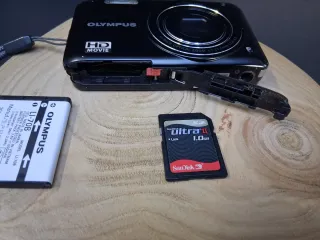 Cámara Digital Olympus Negra para Pablo