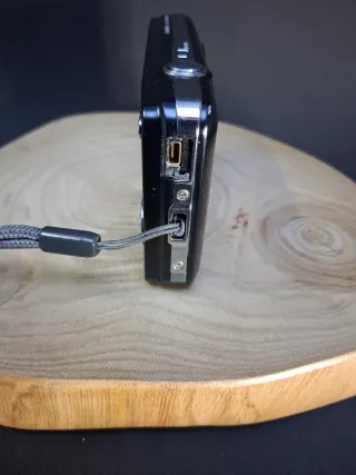 Cámara Digital Olympus Negra para Pablo