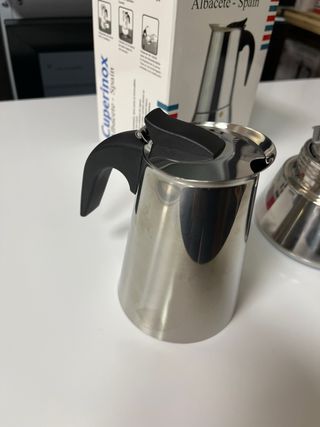 Cafetera de inducción 6 tazas Cuperinox