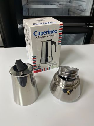 Cafetera de inducción 6 tazas Cuperinox