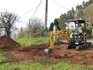 Miniexcavadora YUCHAI YC18SR