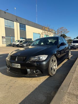 BMW 330i 258cv