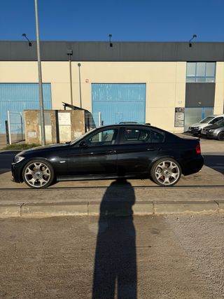 BMW 330i 258cv