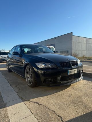 BMW 330i 258cv