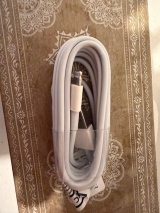 4 cables  USB-A, cargador para iPhone