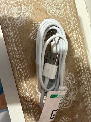 4 cables  USB-A, cargador para iPhone