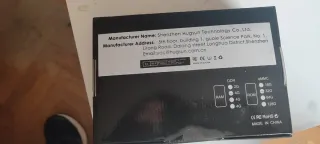 Caja TV con accesorios