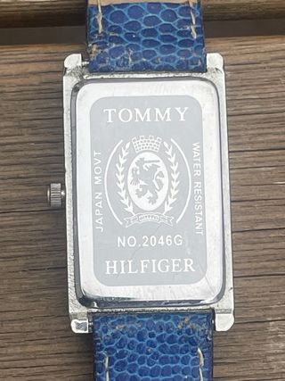 3 relojes de Cuarzo en buen estado Tommy y Tous