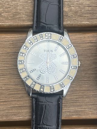 3 relojes de Cuarzo en buen estado Tommy y Tous