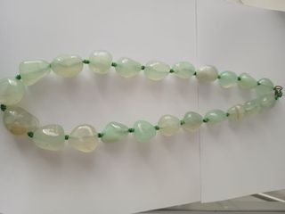 Collana pietre dure verde chiaro giada