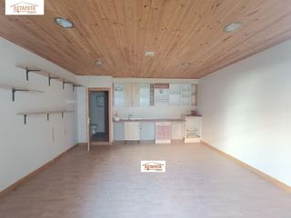Local comercial en venta en Barañain